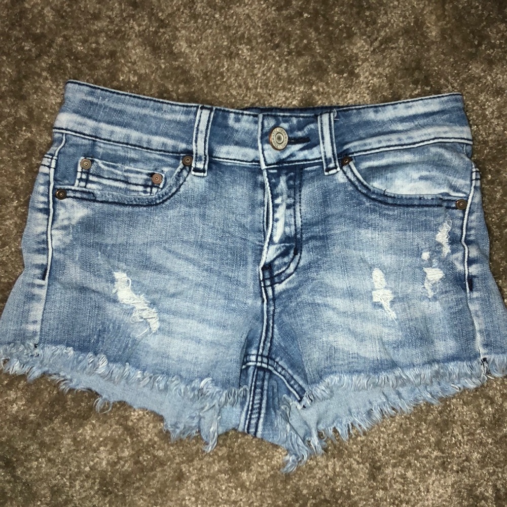 Light wash shorts